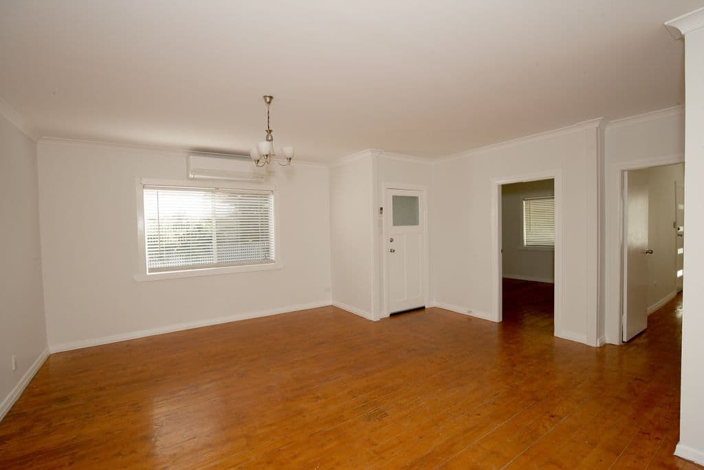 22 Cullen Road, Wagga Wagga - Thumbnail 7