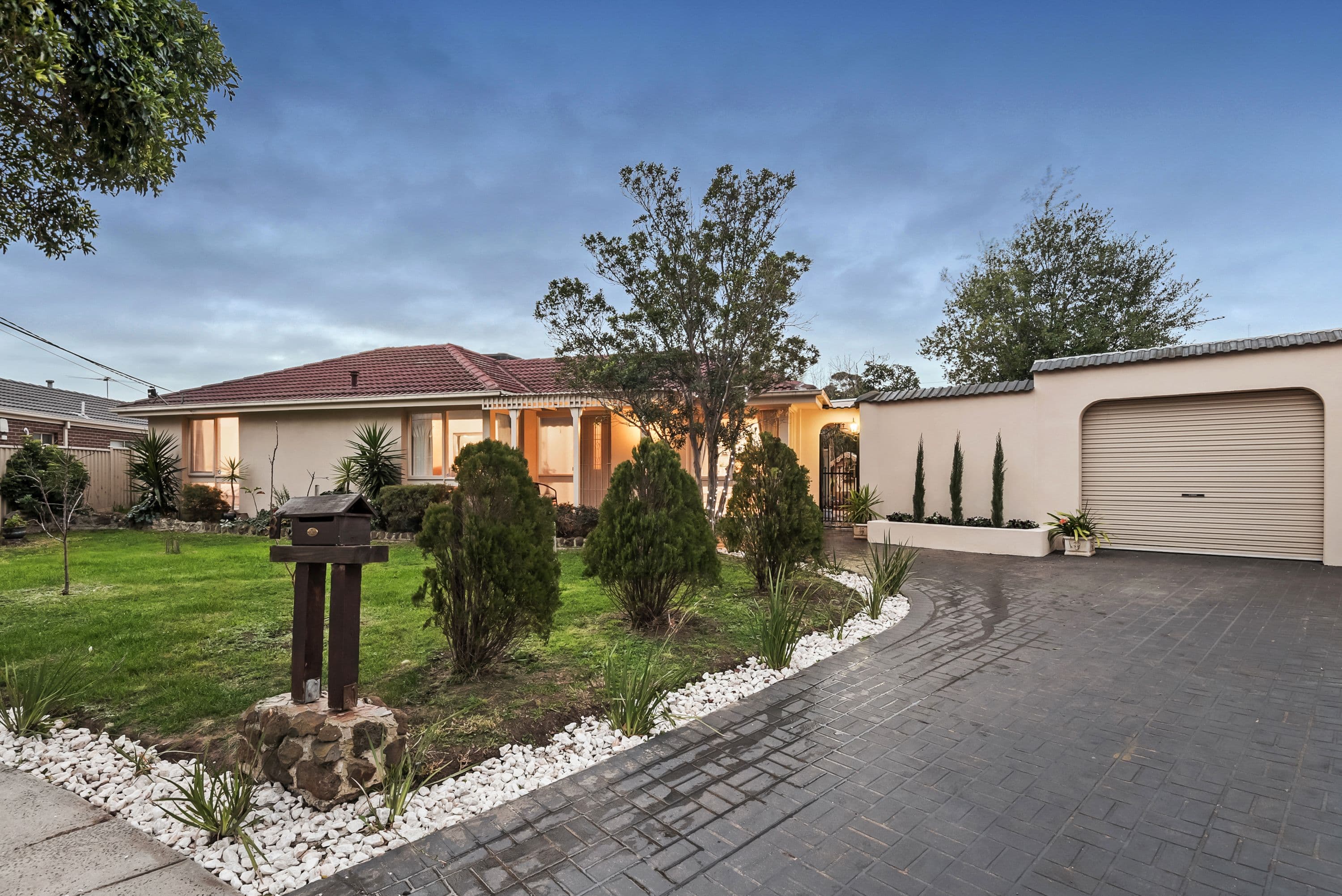 8 Lisbon Court, Kings Park VIC 3021, Kings Park - Thumbnail 2