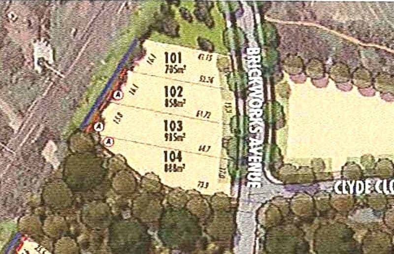 4 Brickworks Avnue, THIRROUL NSW 2515, Thirroul - Thumbnail 2