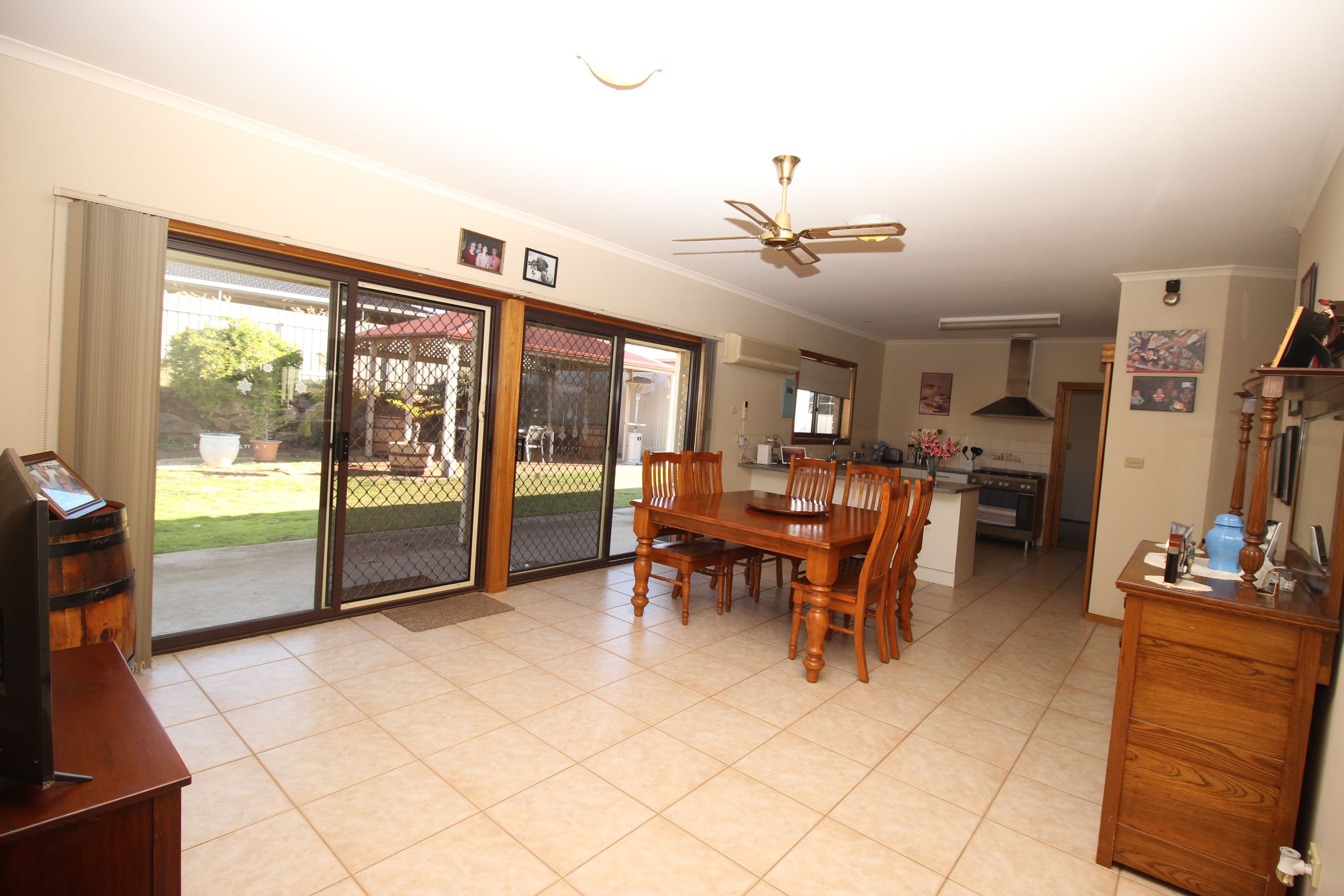 8 Edwards Crescent, Waikerie SA 5330, Waikerie - Thumbnail 4