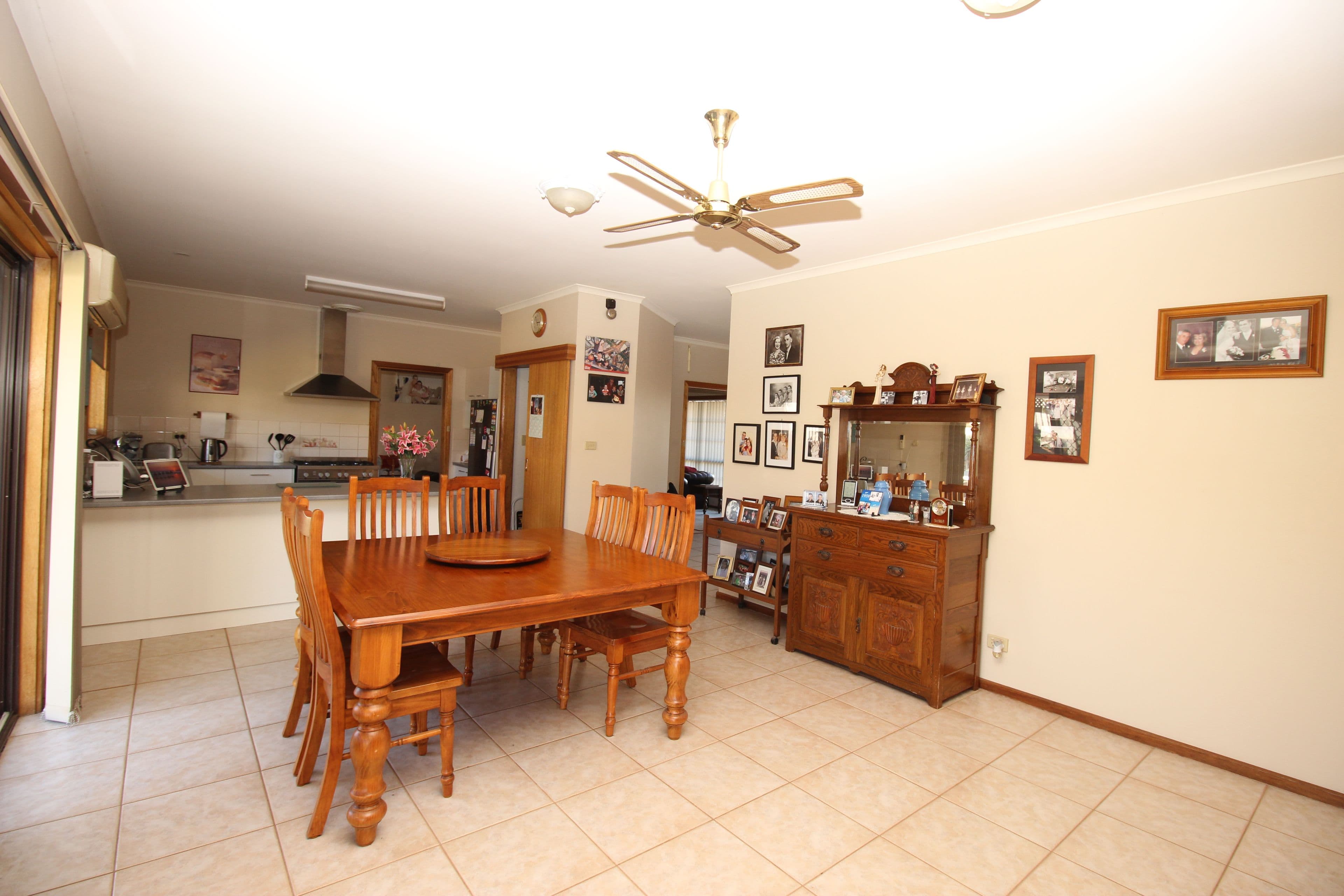 8 Edwards Crescent, Waikerie SA 5330, Waikerie - Thumbnail 5