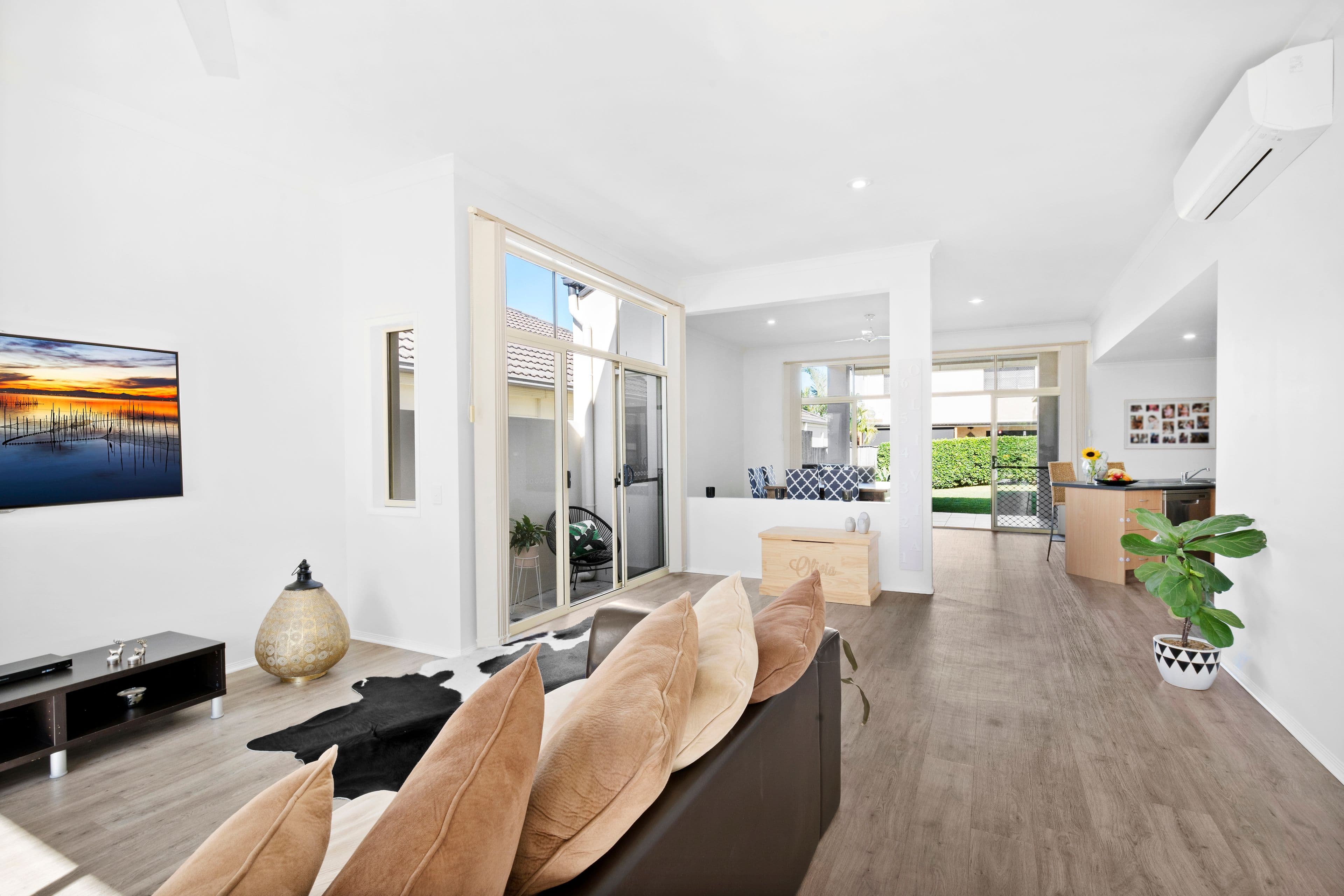 10 Alderney Court, Varsity Lakes QLD 4227, Varsity Lakes - Thumbnail 3