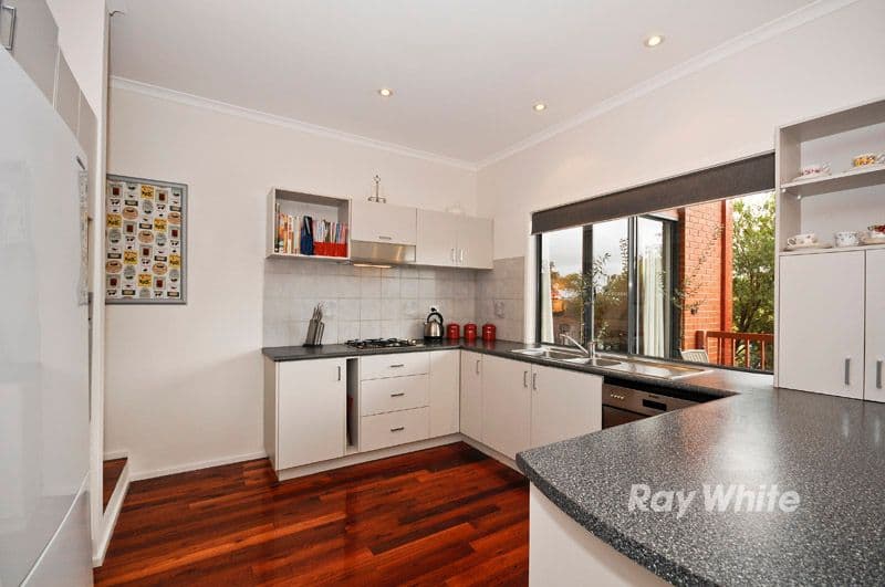 21 Alpine Way, KILSYTH VIC 3137, Kilsyth - Thumbnail 2