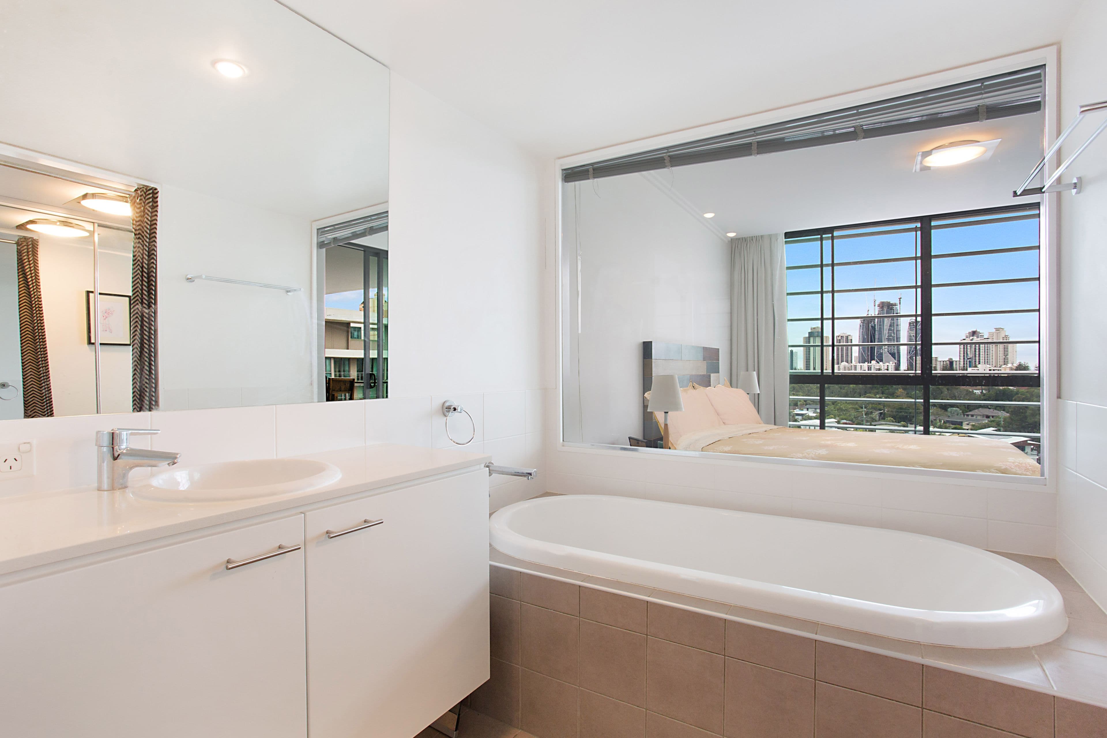 2802 'Freshwater Point' 33 T.E Peters Drive, Broadbeach Waters QLD 4218, Broadbeach Waters - Thumbnail 5