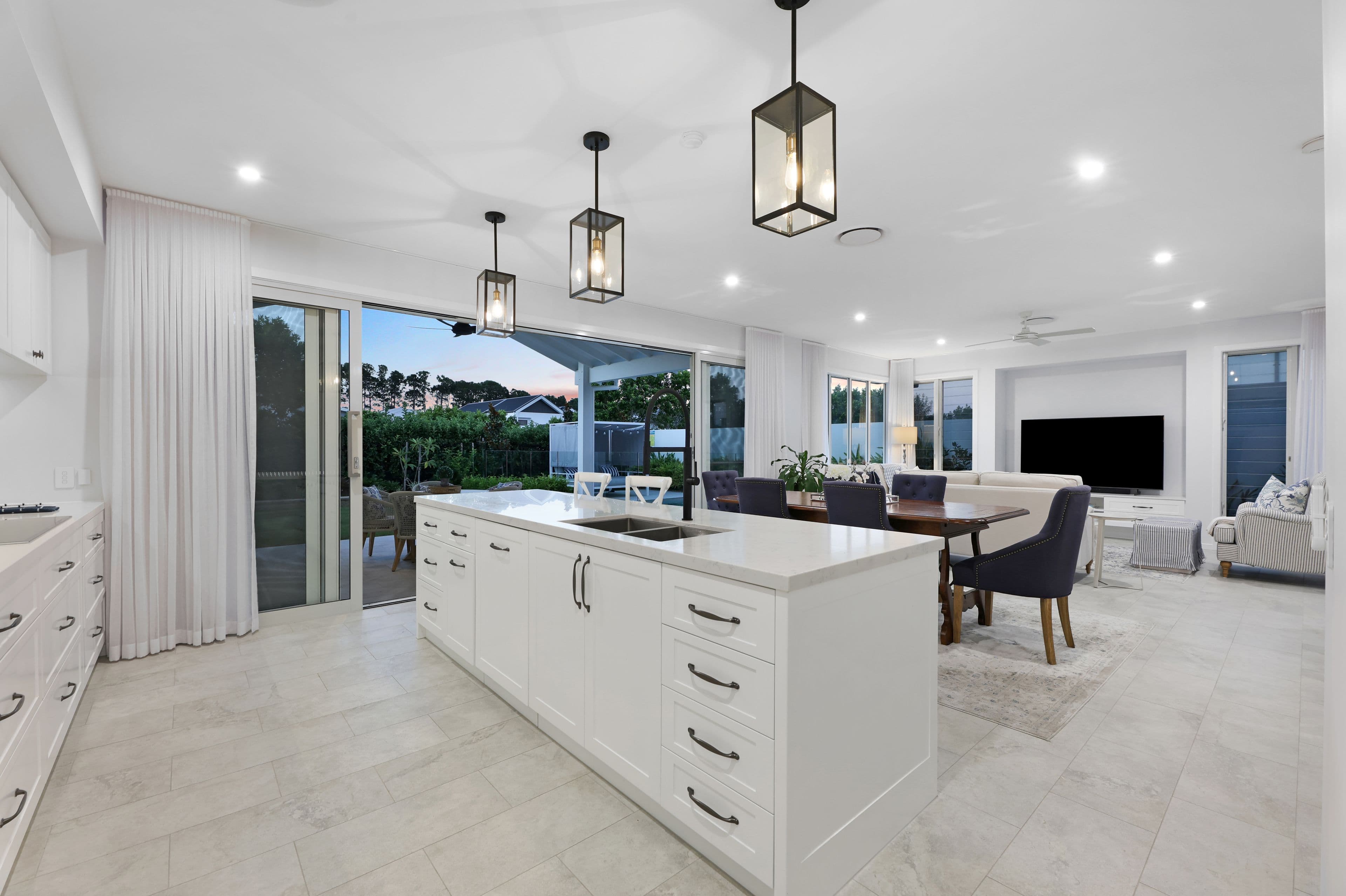 1914 Sunningdale Court, Sanctuary Cove QLD 4212, Sanctuary Cove - Thumbnail 8