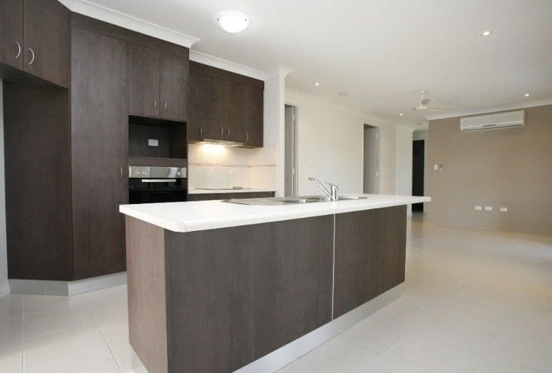 29 Coolaree Drive, BUSHLAND BEACH QLD 4818, Bushland Beach - Thumbnail 2