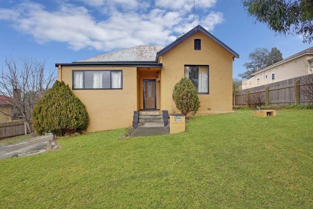 16 Lansdowne Street, Goulburn NSW 2580, Goulburn - Image 1