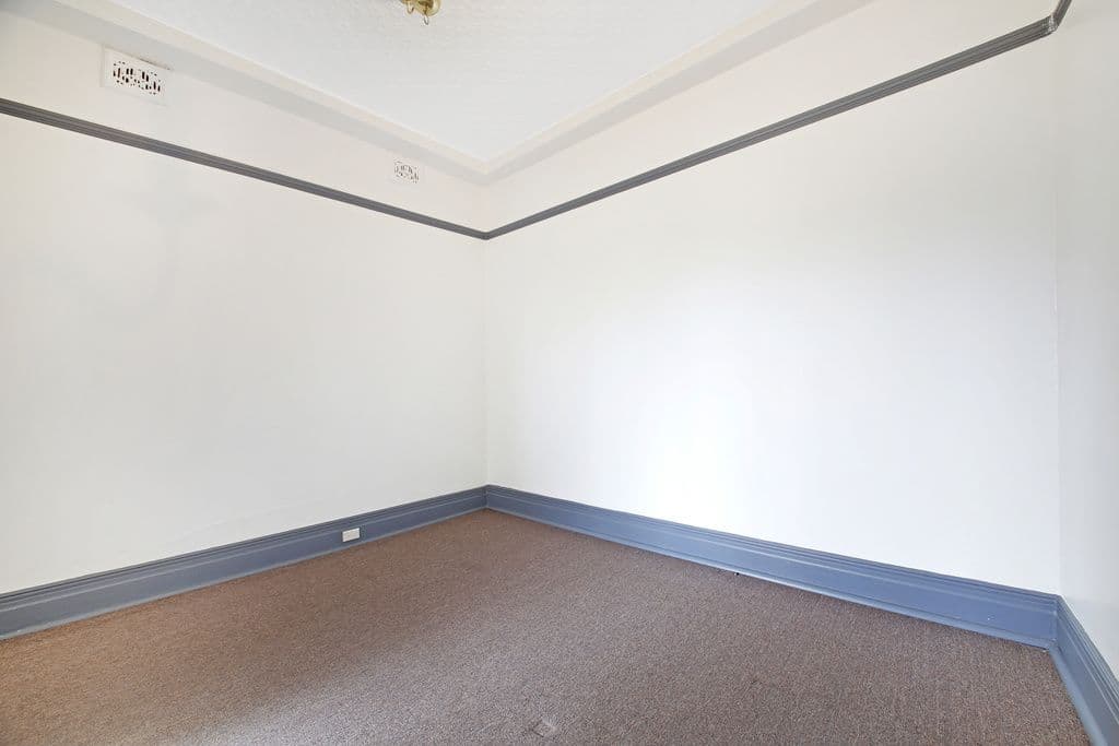 16 Lansdowne Street, Goulburn NSW 2580, Goulburn - Thumbnail 4
