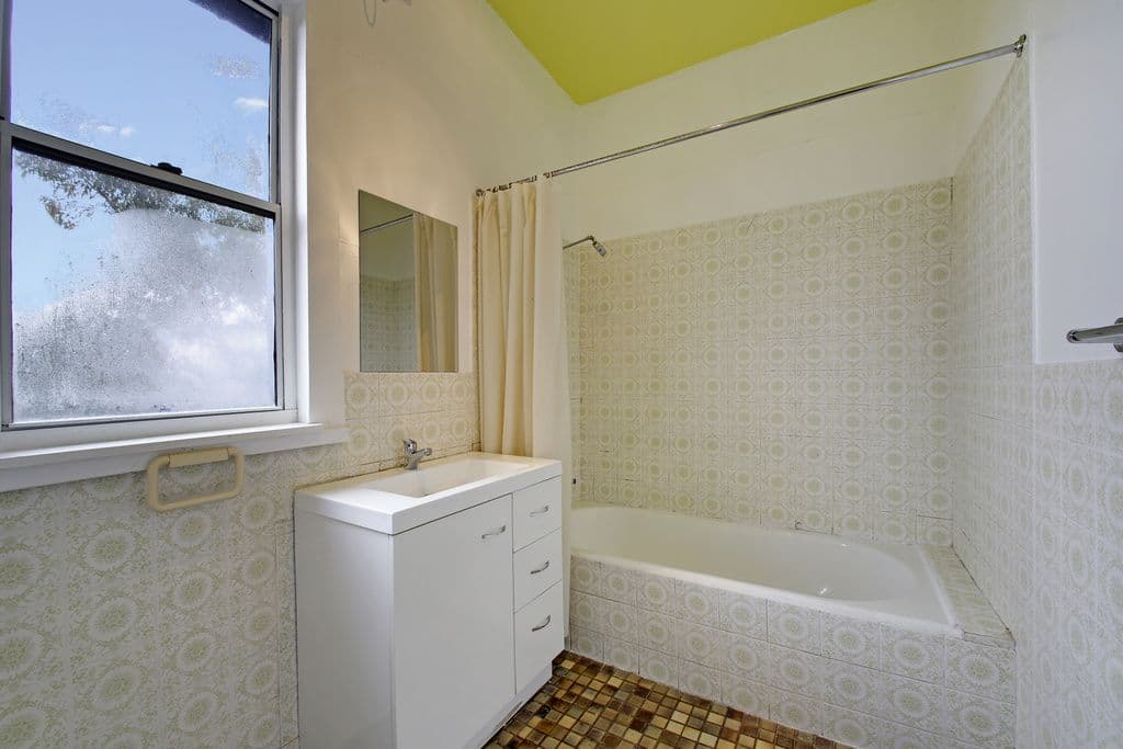 16 Lansdowne Street, Goulburn NSW 2580, Goulburn - Thumbnail 6