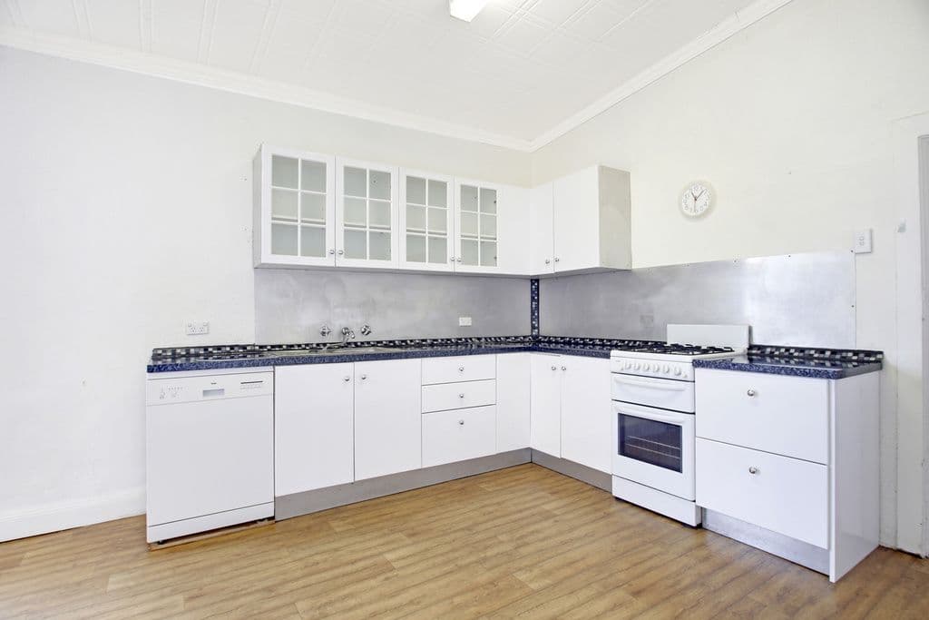 16 Lansdowne Street, Goulburn NSW 2580, Goulburn - Thumbnail 7