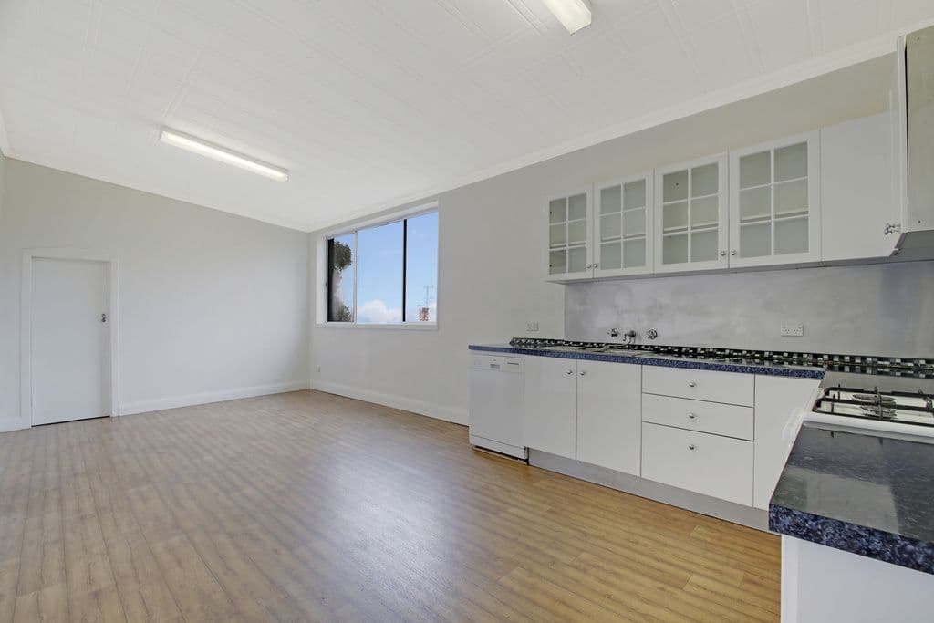 16 Lansdowne Street, Goulburn NSW 2580, Goulburn - Thumbnail 8