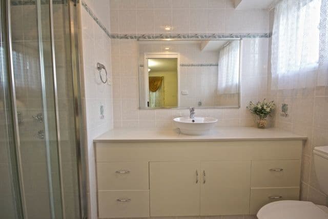 33 Allambie Road, EDENSOR PARK NSW 2176, Edensor Park - Thumbnail 3