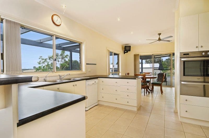47 Common Road, INVERLEIGH VIC 3321, Inverleigh - Thumbnail 2