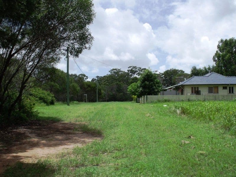 13 Medika Drive, RUSSELL ISLAND QLD 4184, Russell Island - Thumbnail 2