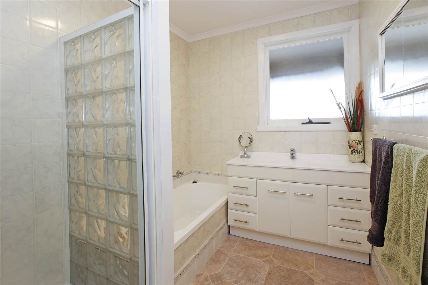 11 Wilkins Close, CORIO VIC 3214, Corio - Thumbnail 8