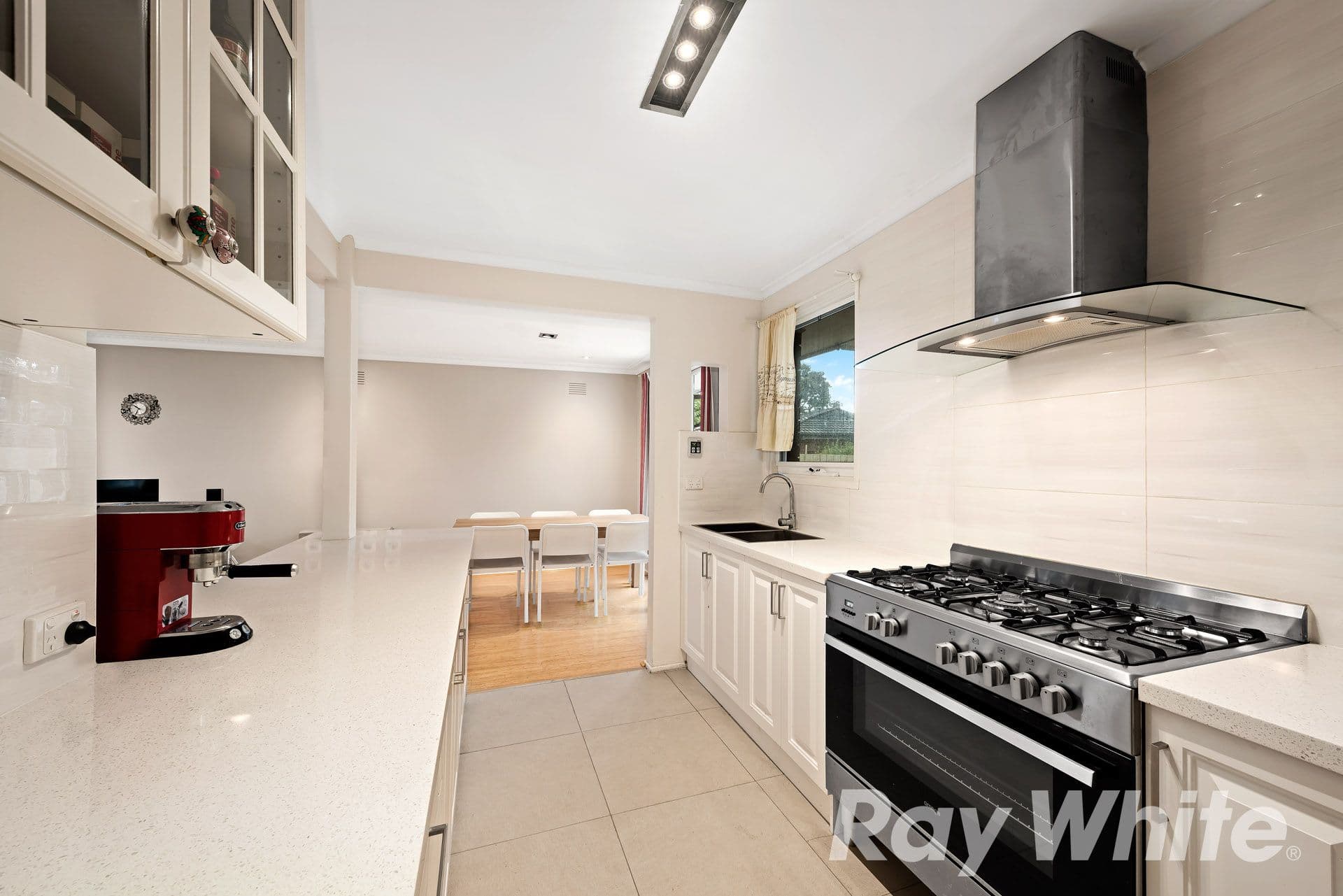 47 Sinclair Road, Bayswater VIC 3153, Bayswater - Thumbnail 2
