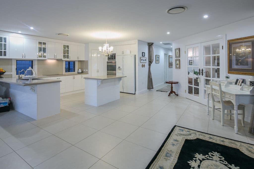 15 Anchorage Drive, Raby Bay QLD 4163, Raby Bay - Thumbnail 5