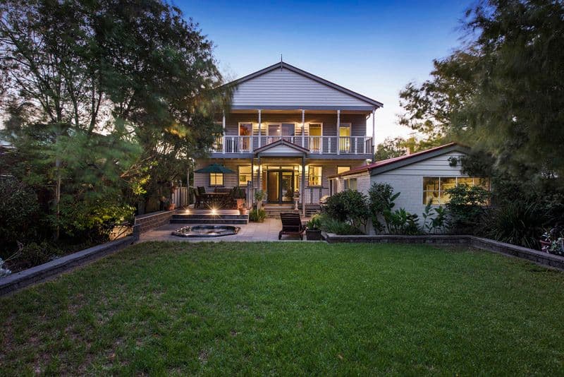 18 Ames Avenue, Carnegie VIC 3163, Carnegie - Thumbnail 2