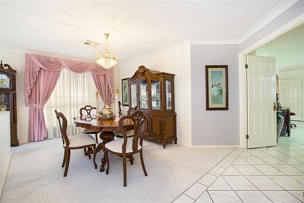 8 Firestone Crescent, GLENMORE PARK NSW 2745, Glenmore Park - Thumbnail 3