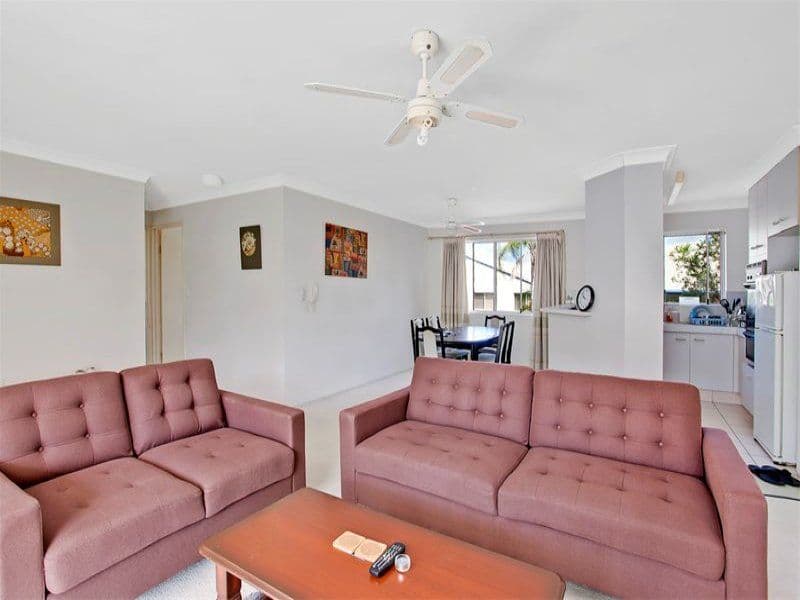 15 Burleigh Street, BURLEIGH HEADS QLD 4220, Burleigh Heads - Thumbnail 4