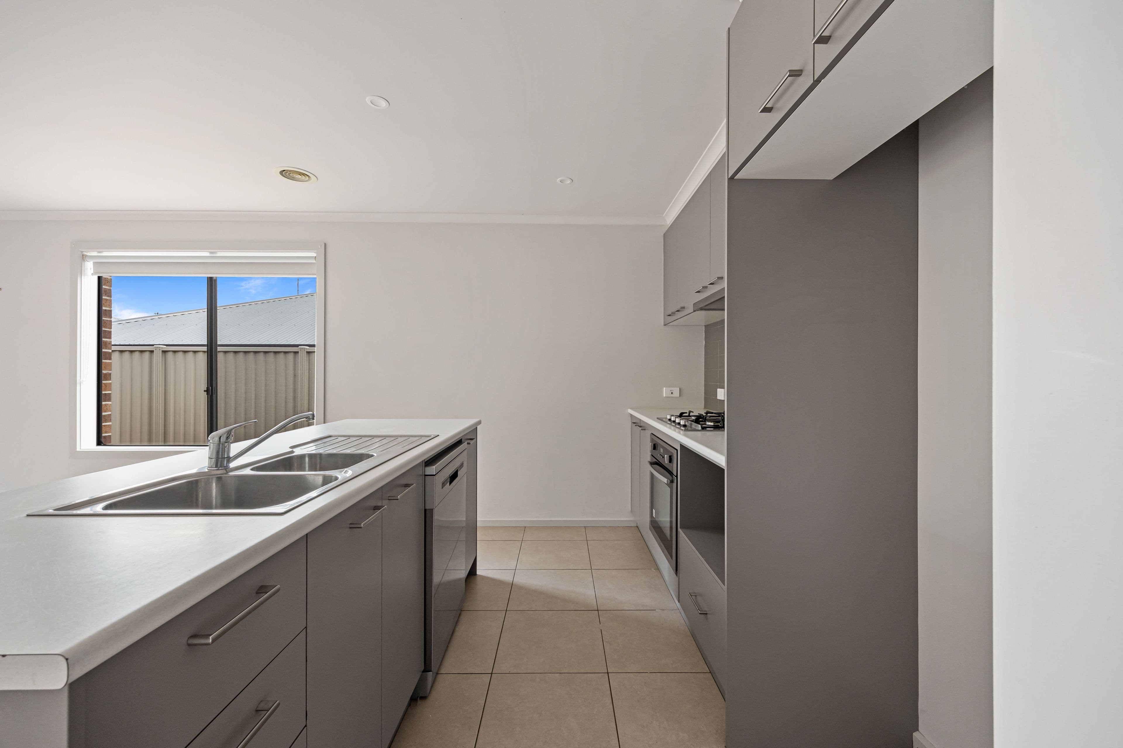 39 Fraser Street, Mount Pleasant VIC 3350, Mount Pleasant - Thumbnail 4