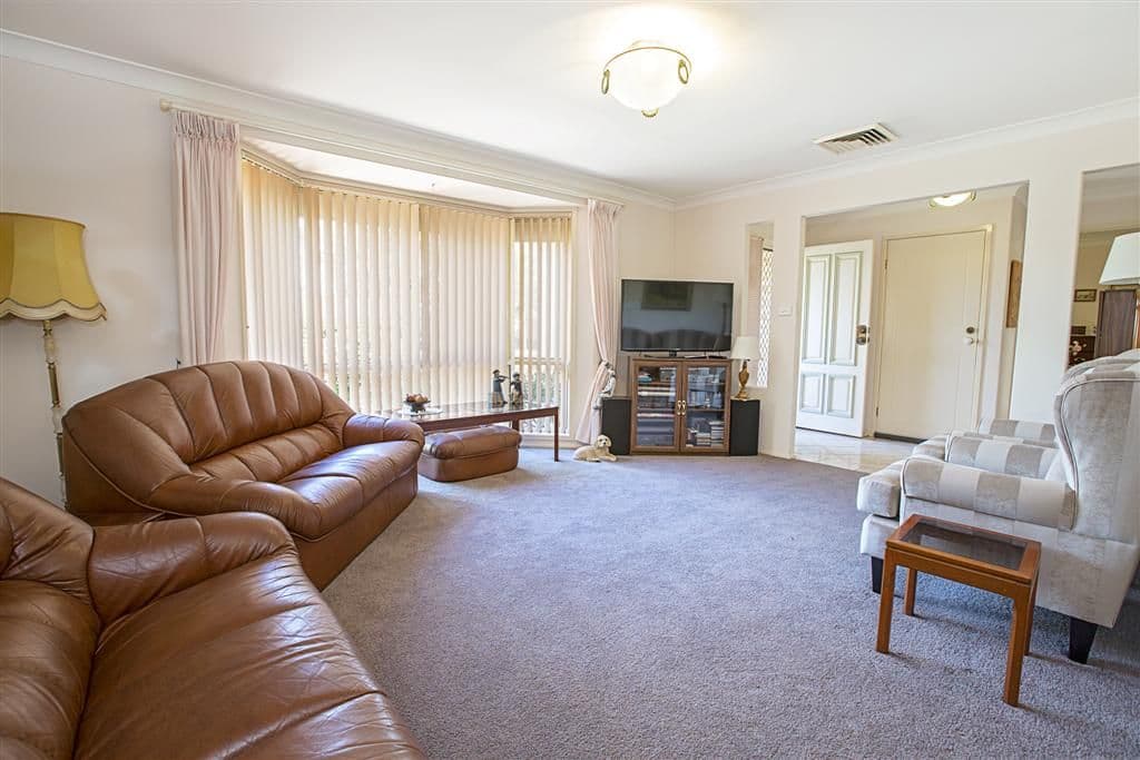 10A Marcus Clarke Crescent, GLENMORE PARK NSW 2745, Glenmore Park - Thumbnail 2