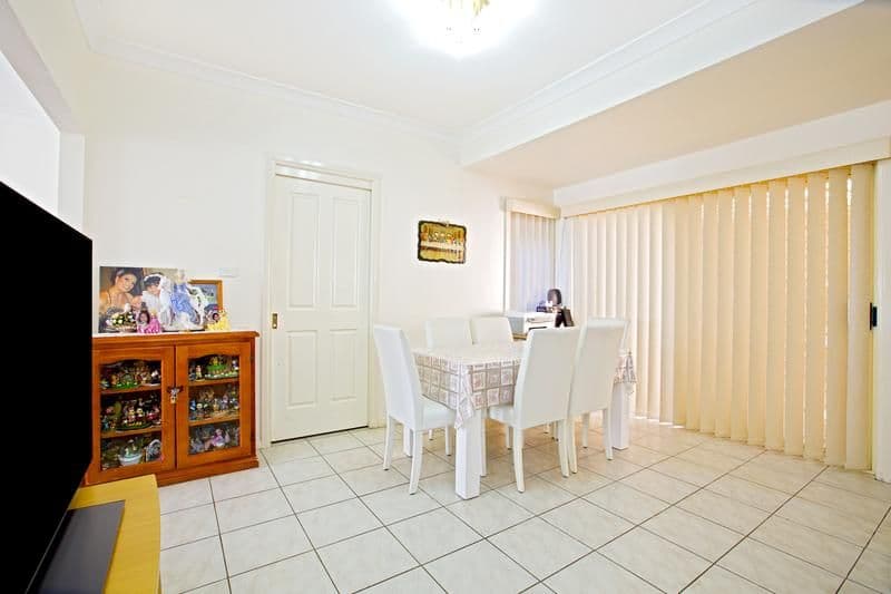 21-23 Timothy Place, EDENSOR PARK NSW 2176, Edensor Park - Thumbnail 5