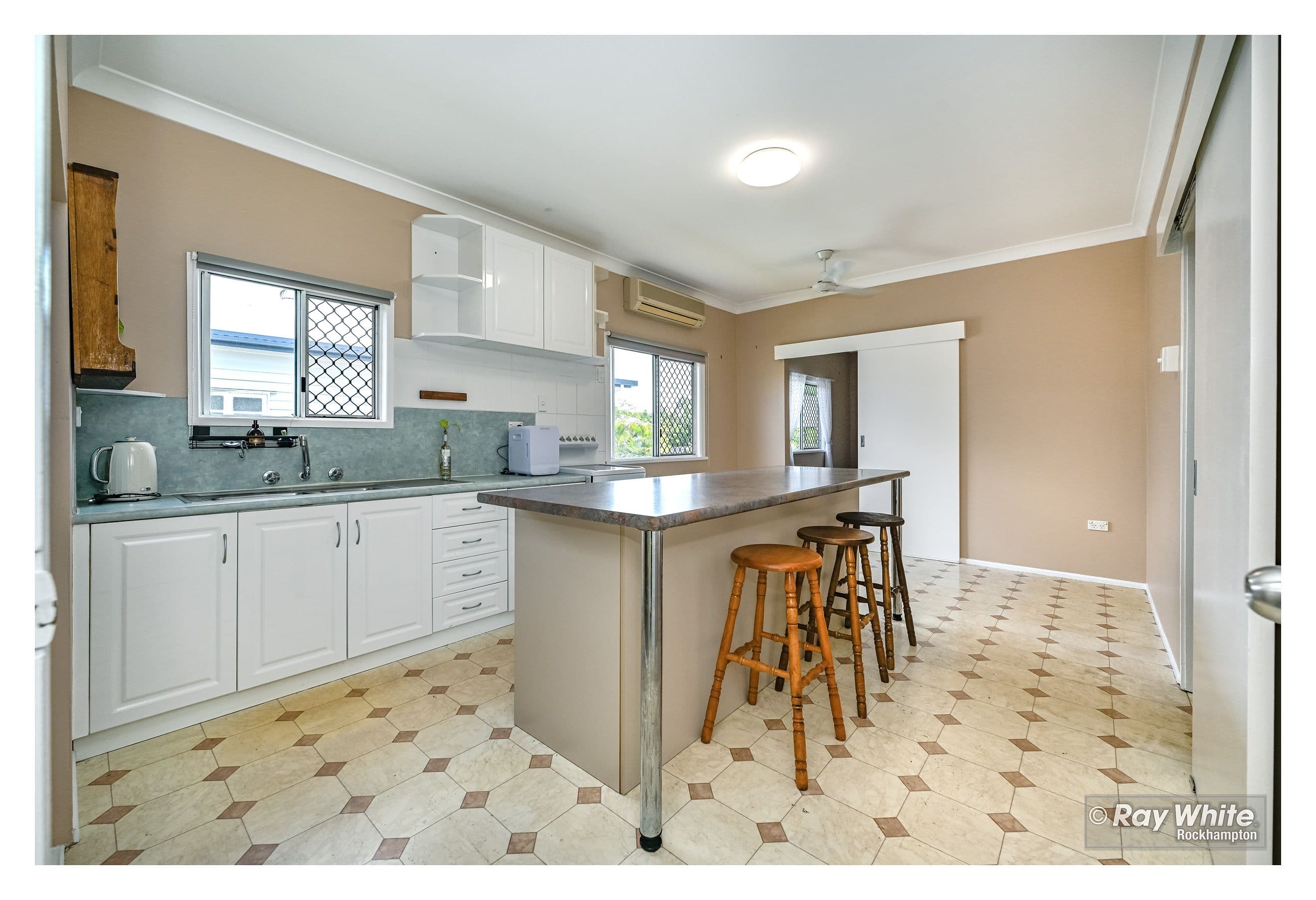 254 Clanfield Street, Berserker QLD 4701, Berserker - Thumbnail 2