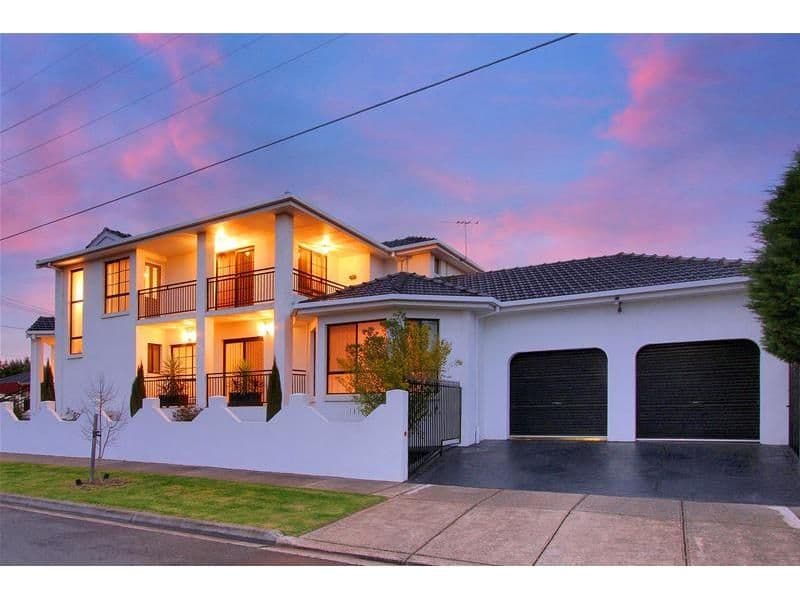 7 Caitlyn Court, BUNDOORA VIC 3083, Bundoora - Image 1