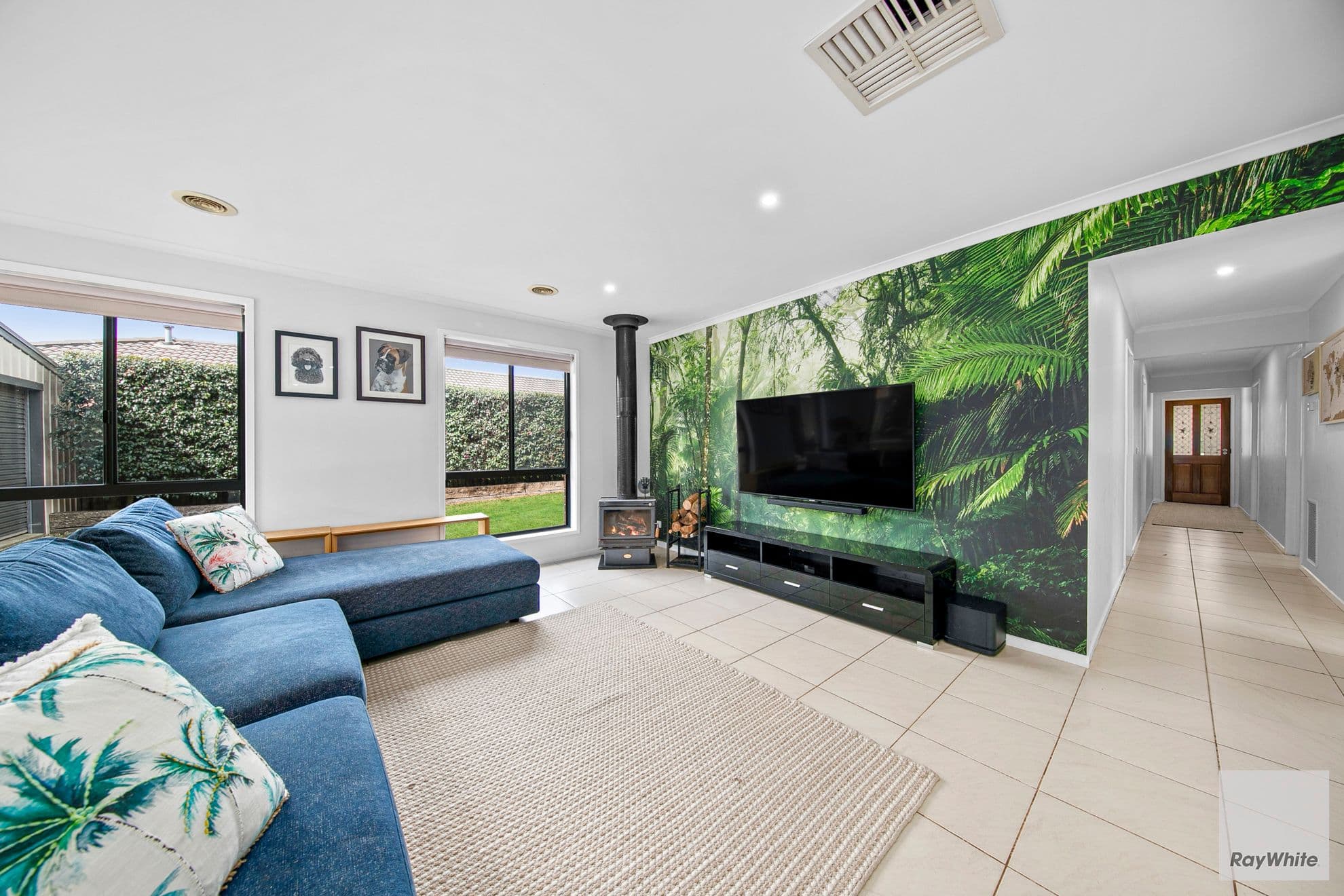 24 Yardley Street, Sunbury VIC 3429, Sunbury - Thumbnail 3