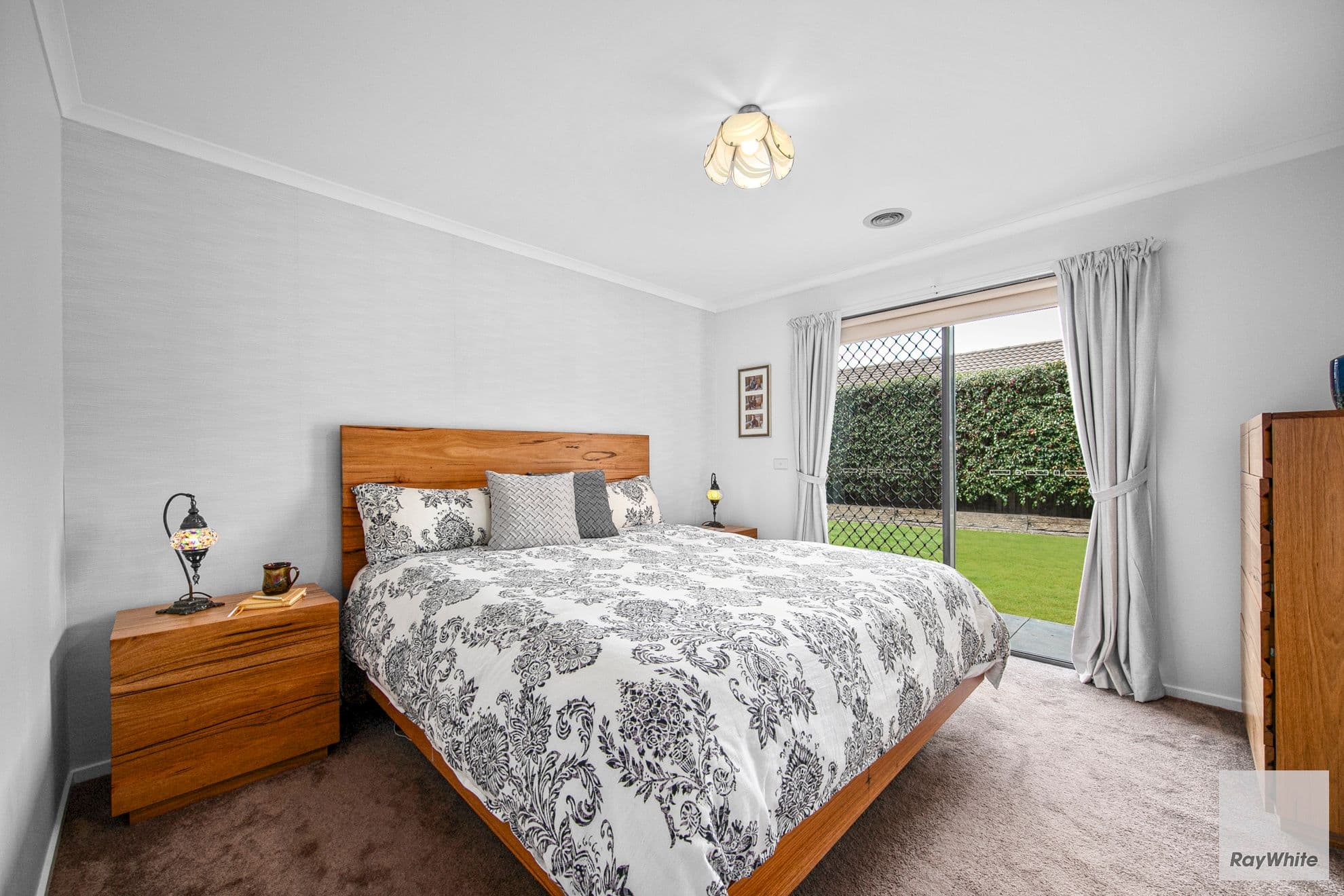 24 Yardley Street, Sunbury VIC 3429, Sunbury - Thumbnail 6