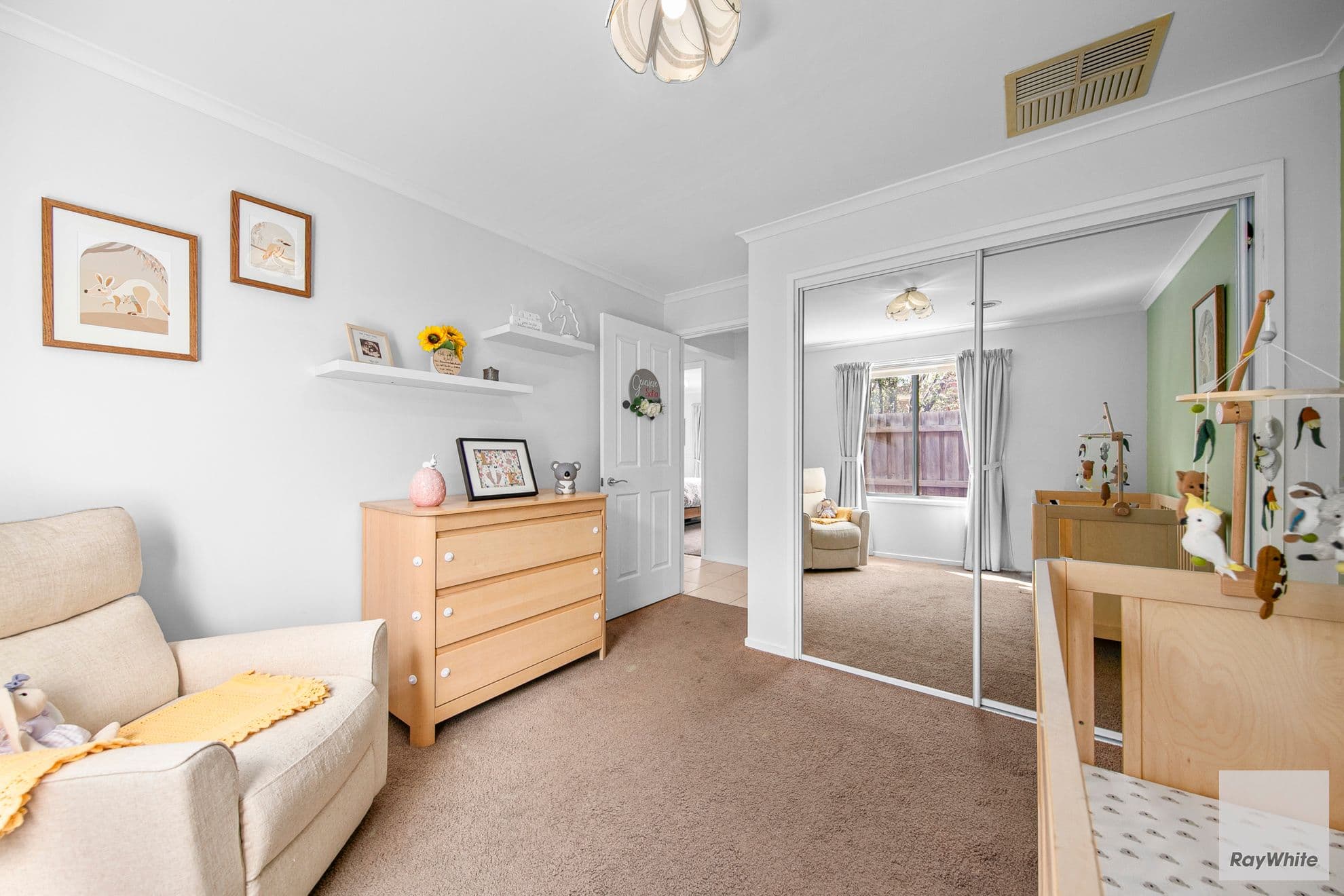 24 Yardley Street, Sunbury VIC 3429, Sunbury - Thumbnail 8