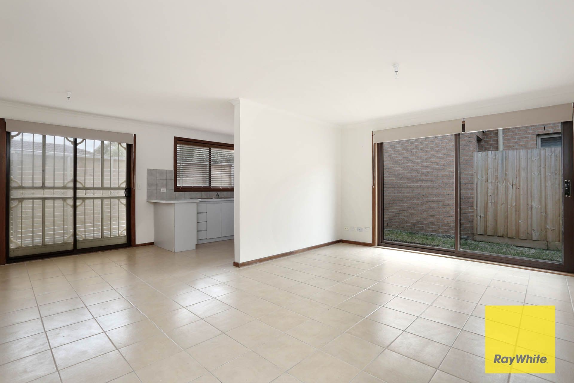 20 Oriole Drive, Point Cook VIC 3030, Point Cook - Thumbnail 3