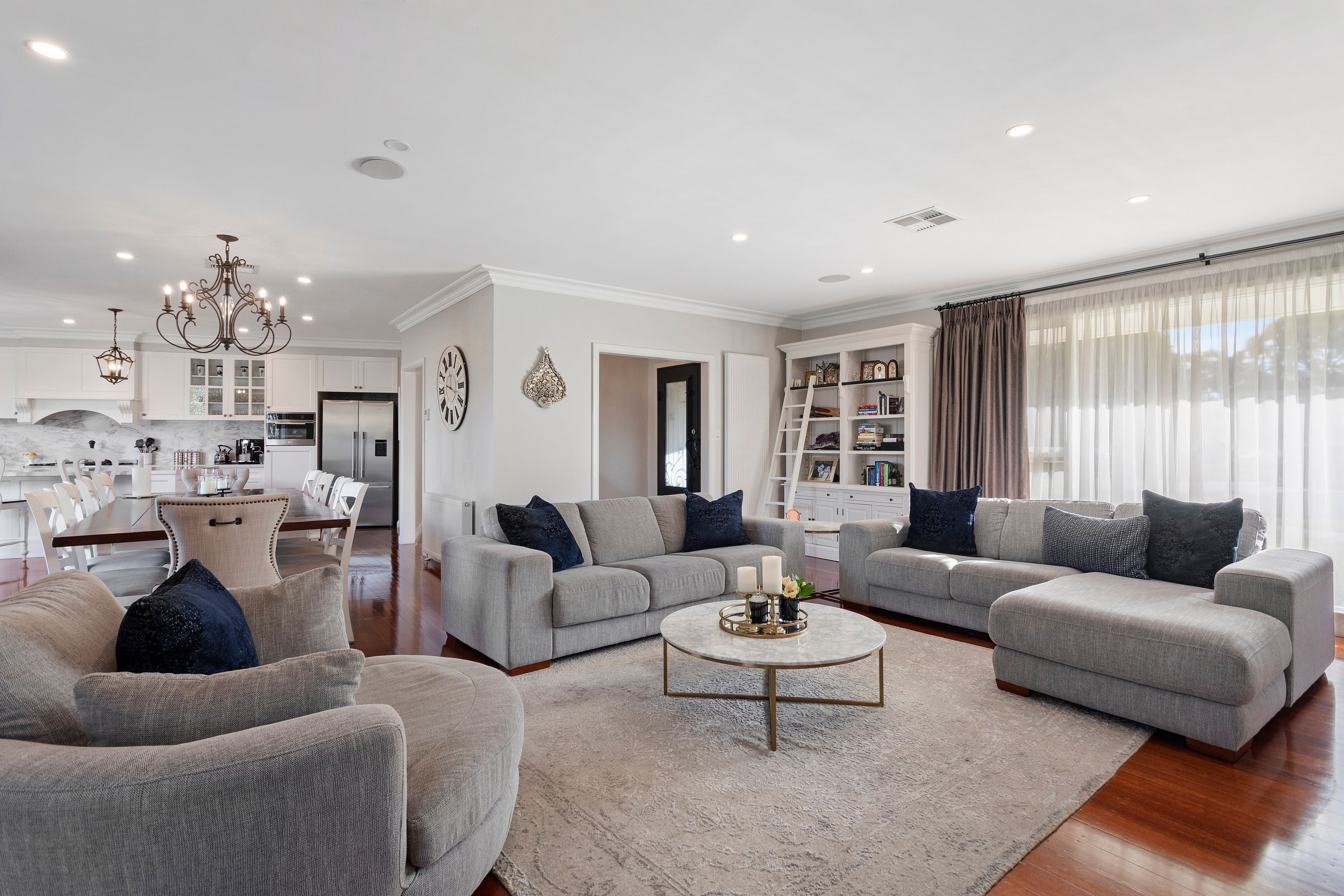 8 Avalon Court, Cheltenham VIC 3192, Cheltenham - Thumbnail 4