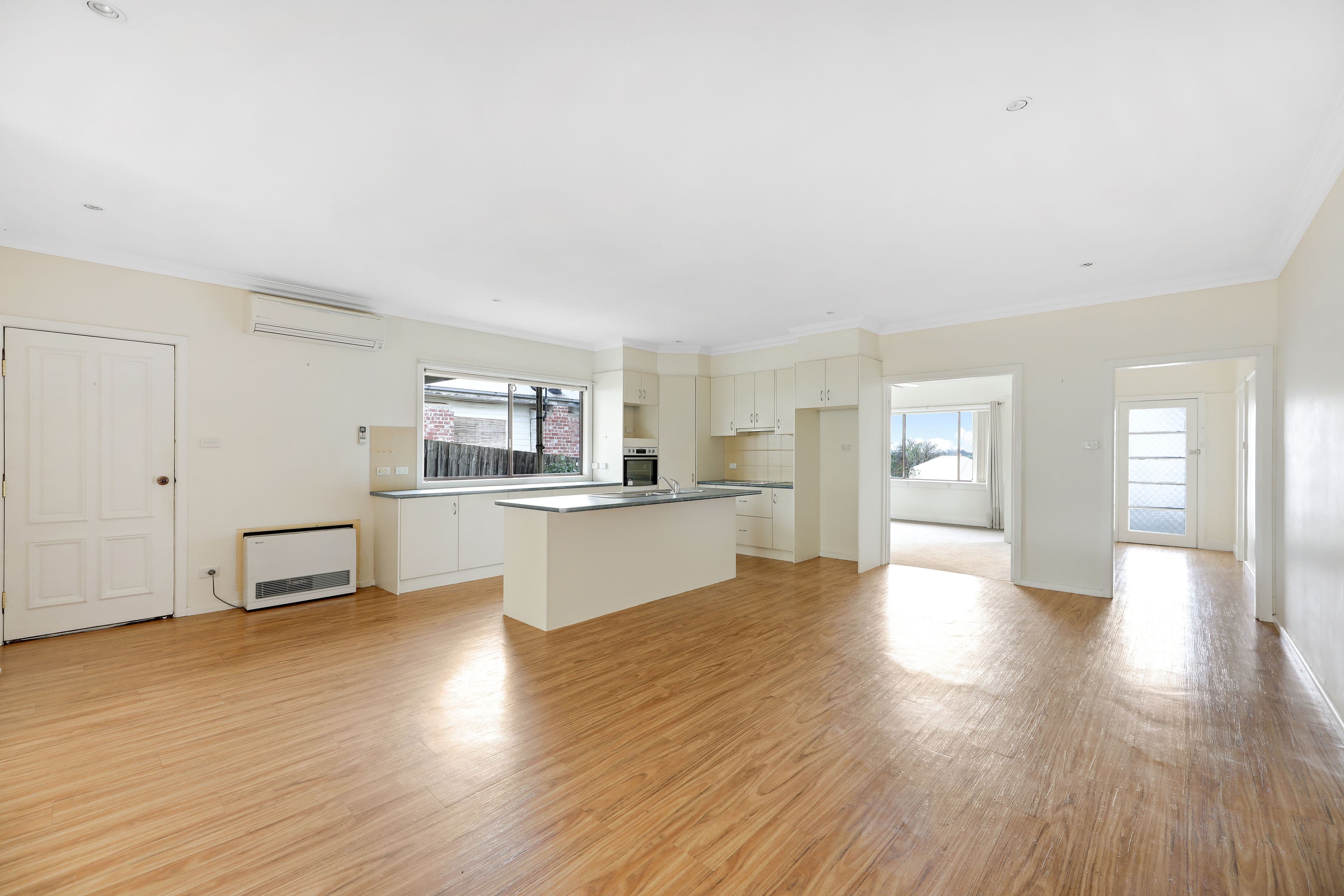7 Longwarry Road, Drouin VIC 3818, Drouin - Thumbnail 4