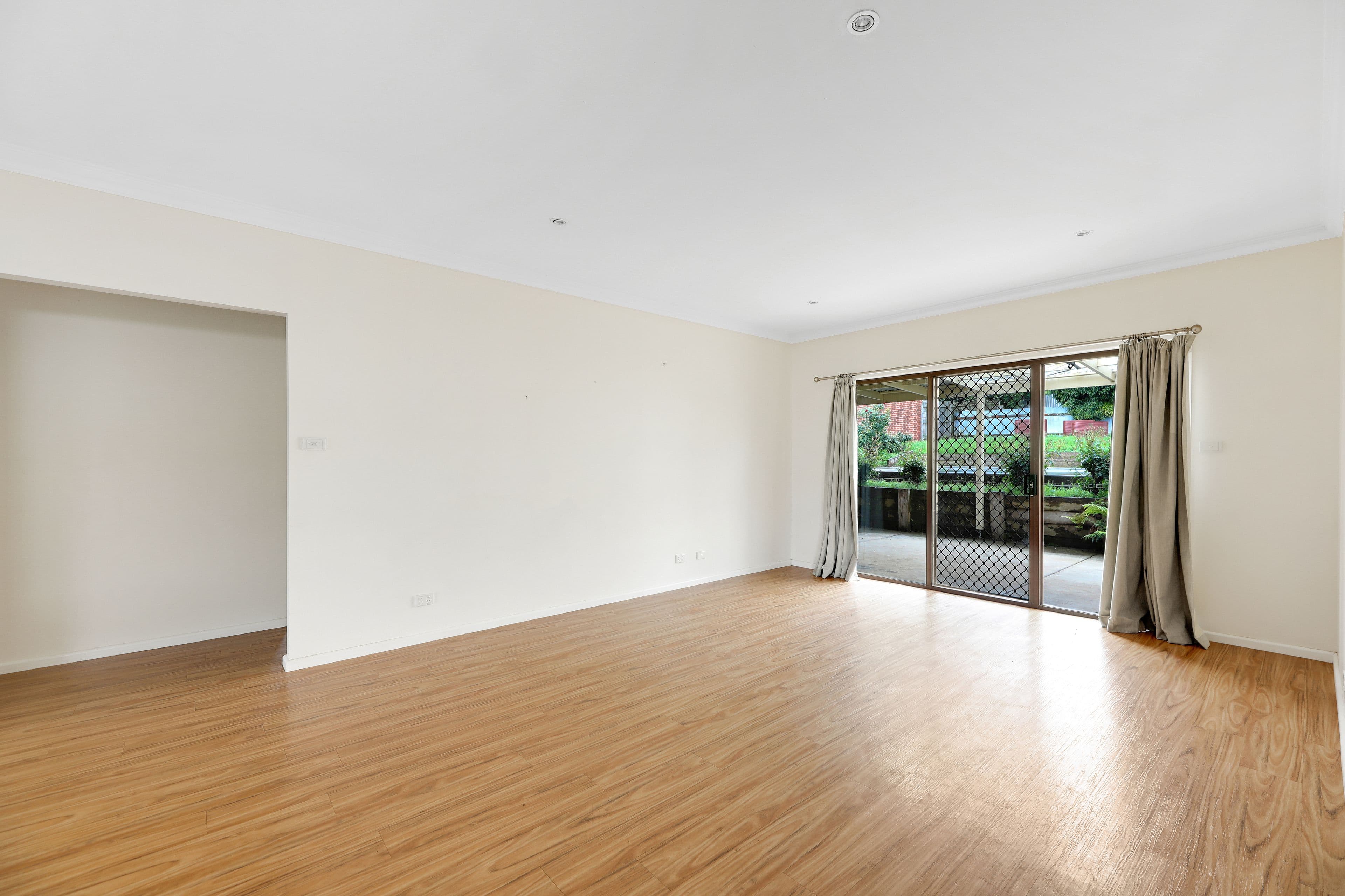 7 Longwarry Road, Drouin VIC 3818, Drouin - Thumbnail 5