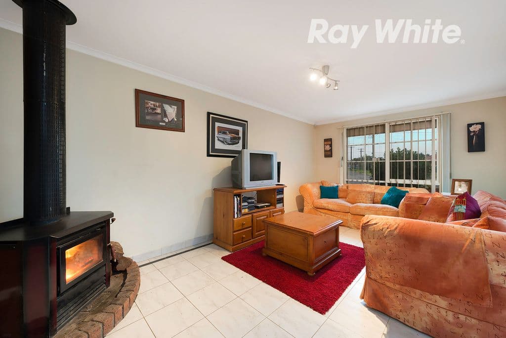 9 Parton Place, Craigieburn VIC 3064, Craigieburn - Thumbnail 4