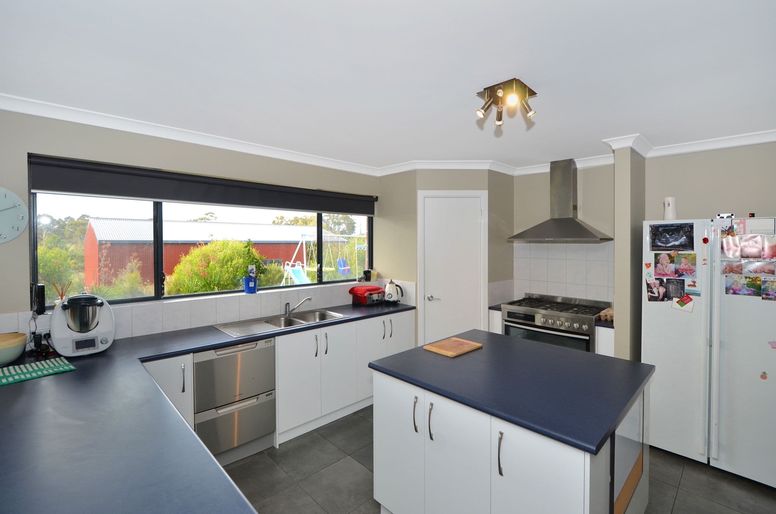 139 Deloraine Drive, Warrenup WA 6330, Warrenup - Thumbnail 4