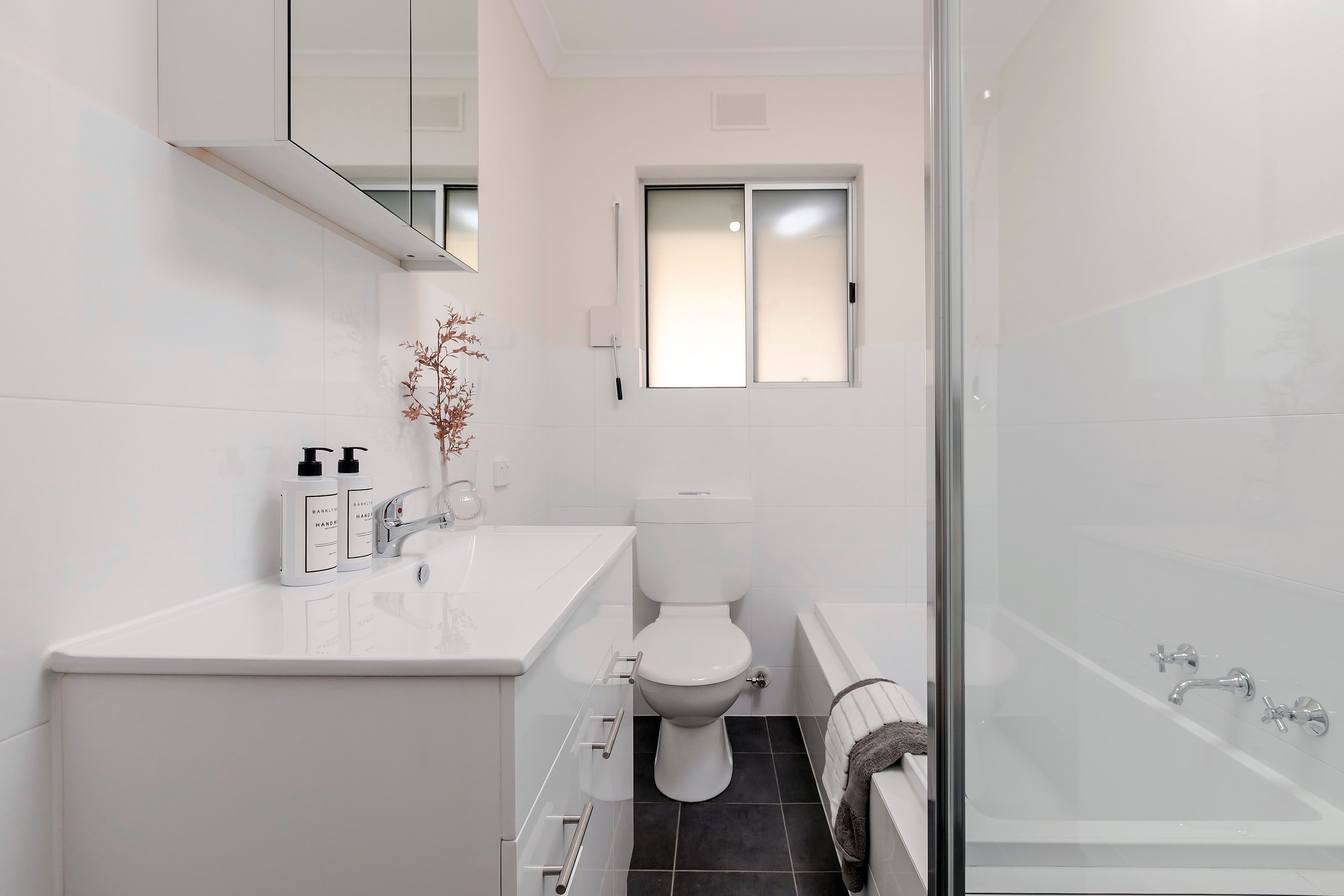 27 Londonderry Avenue, Salisbury Downs SA 5108, Salisbury Downs - Thumbnail 7