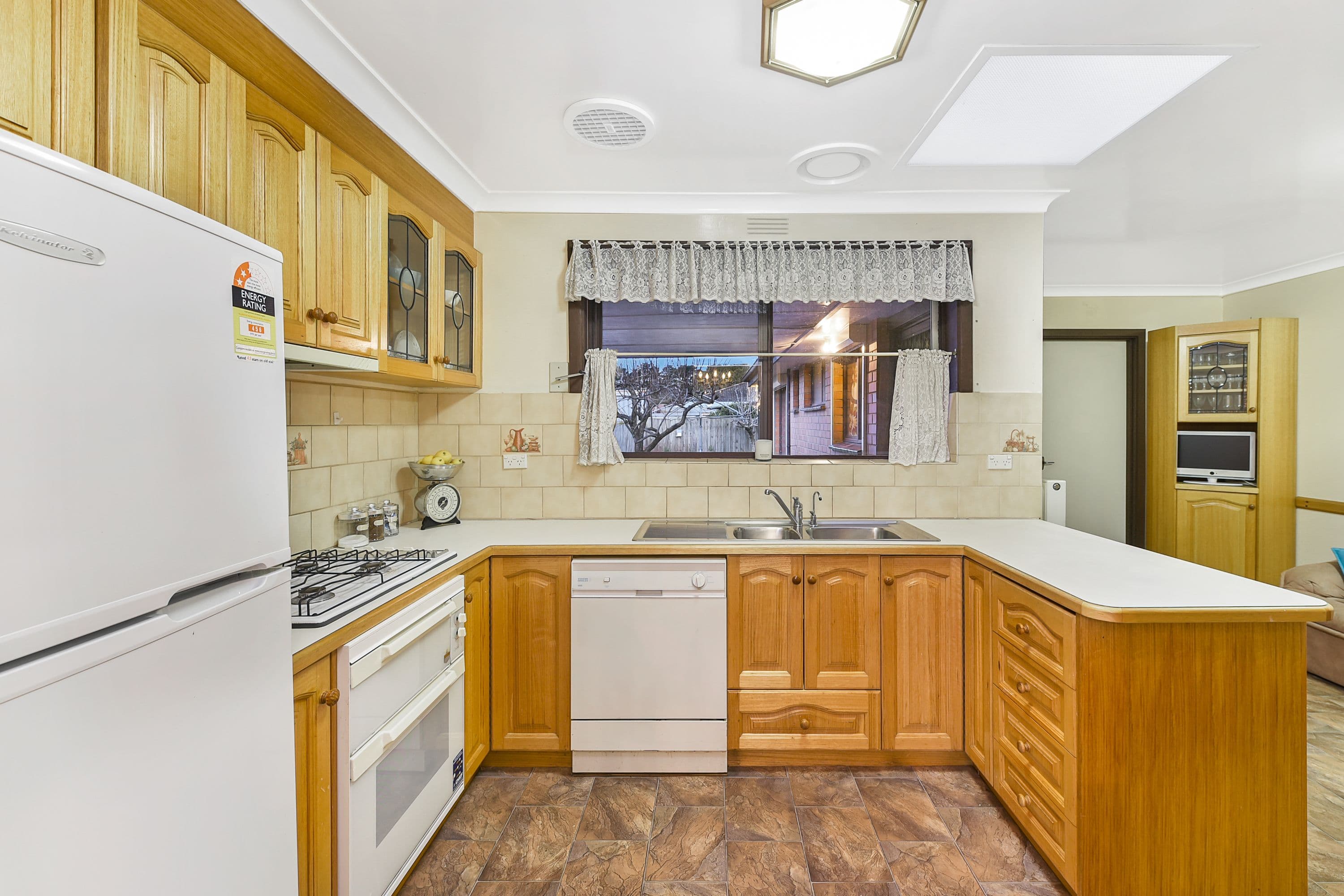 8 Montrose Street, Oakleigh South VIC 3167, Oakleigh South - Thumbnail 6