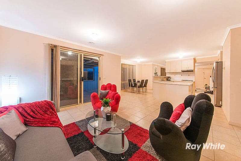 10 Tauna Place, Cranbourne West VIC 3977, Cranbourne West - Thumbnail 6
