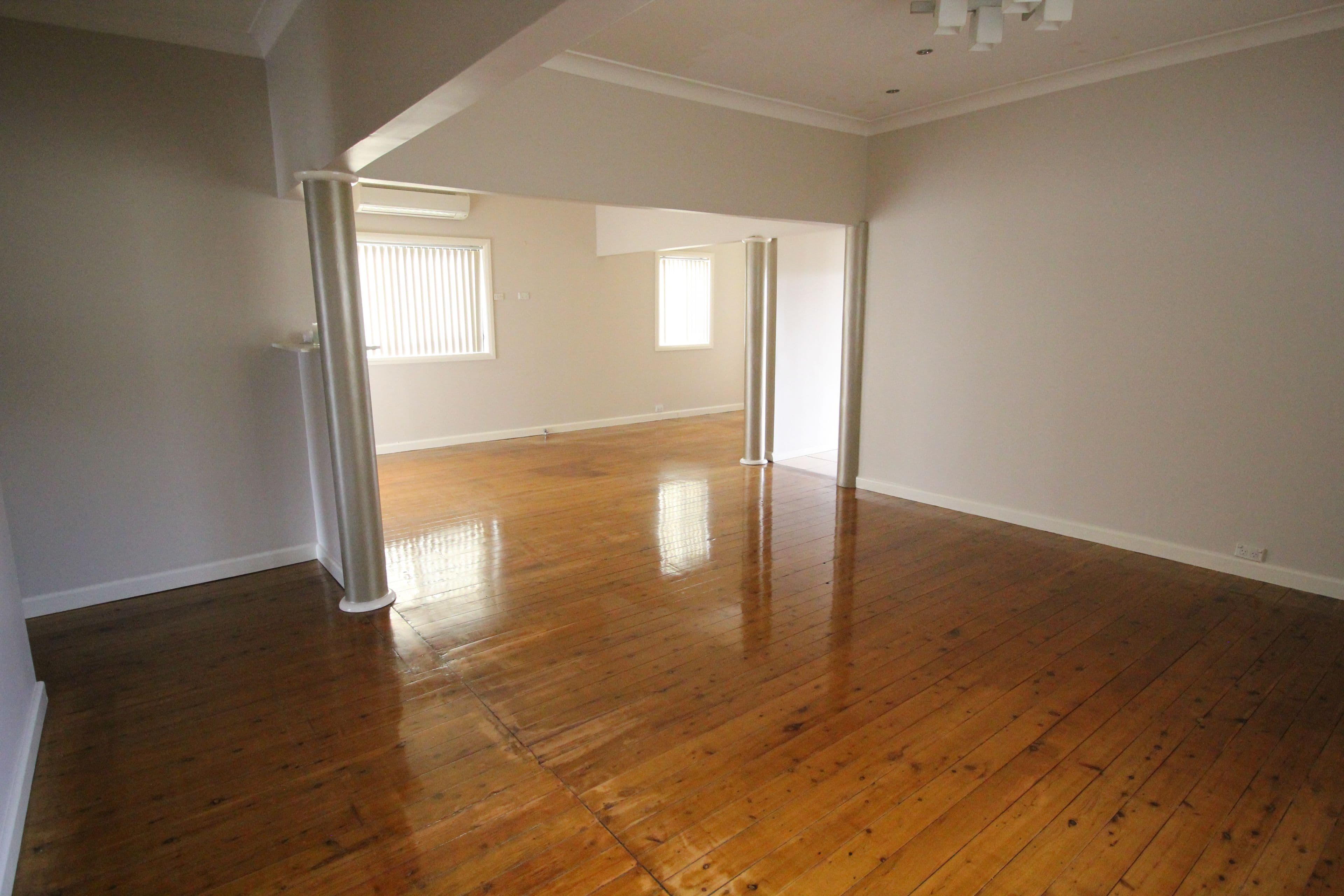 18 Myddleton Avenue, Fairfield - Thumbnail 3