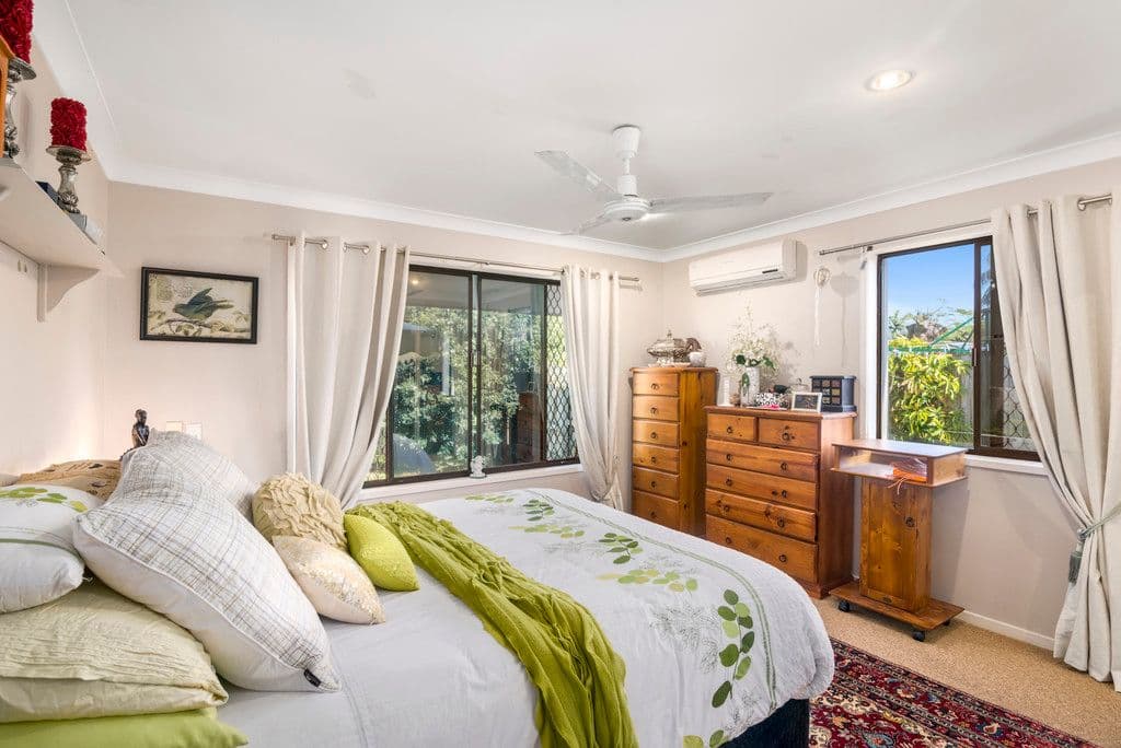 35 Coolibah Drive, Palm Beach QLD 4221, Palm Beach - Thumbnail 3