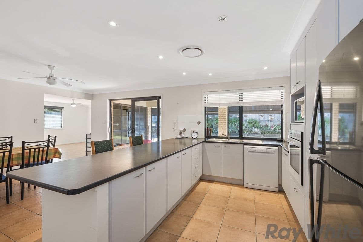 105 Parsons Boulevard, Deception Bay QLD 4508, Deception Bay - Thumbnail 2