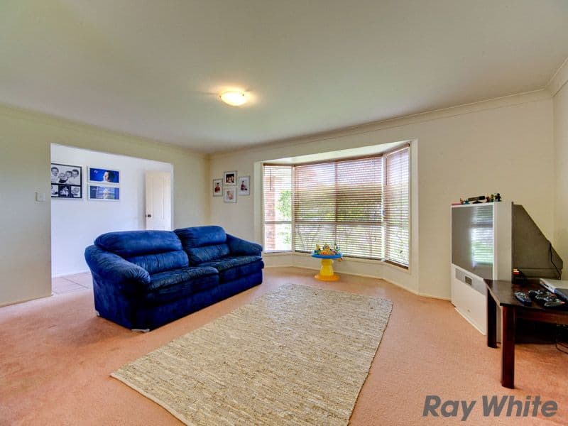 6 Inverary Place, UPPER KEDRON QLD 4055, Upper Kedron - Thumbnail 2
