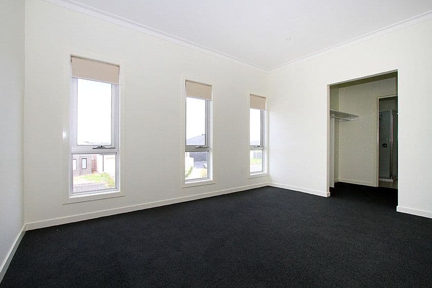 8 Jarrah Place, CRAIGIEBURN VIC 3064, Craigieburn - Thumbnail 4