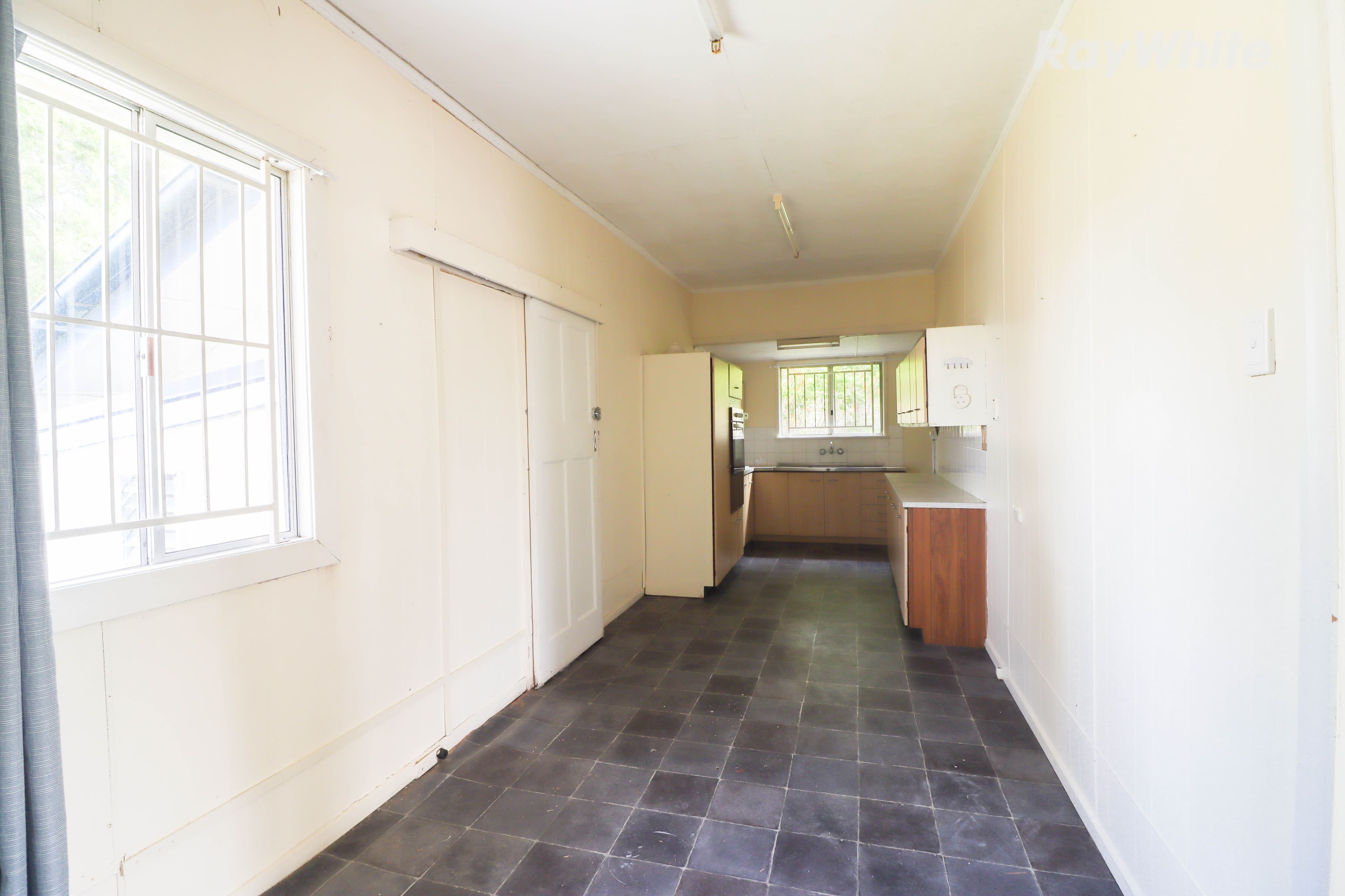 4 Grenville Street, Basin Pocket QLD 4305, Basin Pocket - Thumbnail 7
