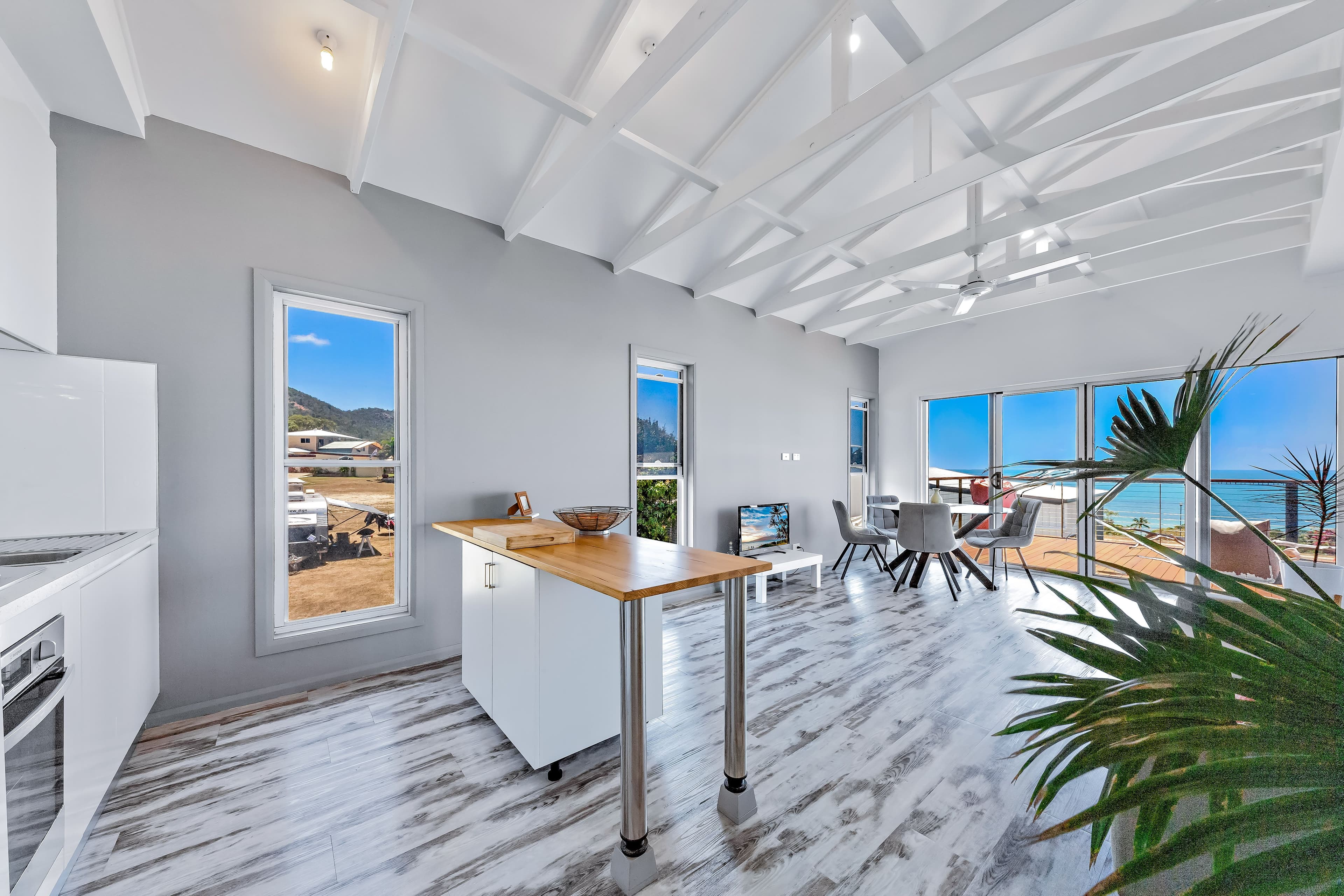 6 Olden Court, Hideaway Bay QLD 4800, Hideaway Bay - Image 1