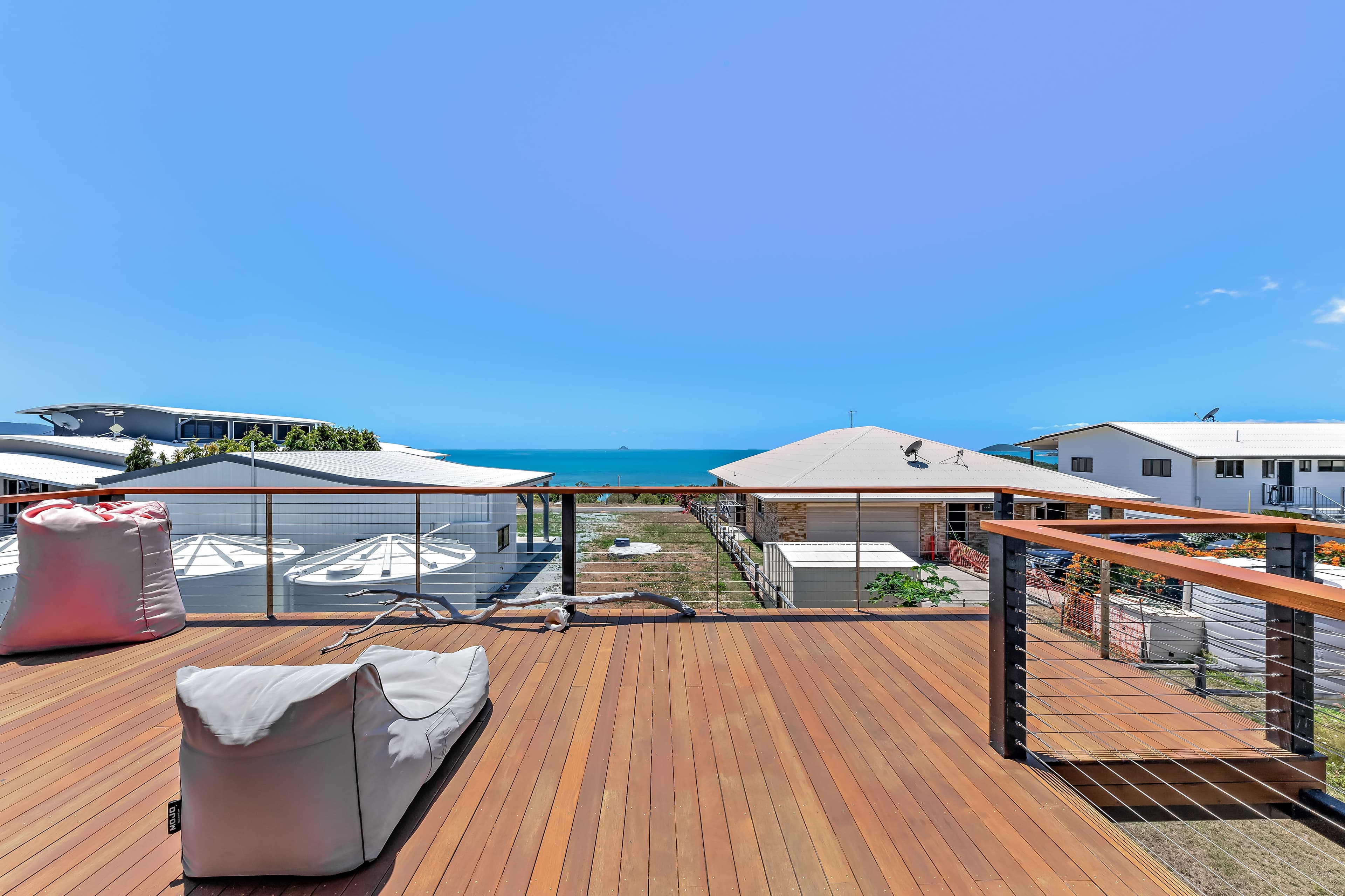 6 Olden Court, Hideaway Bay QLD 4800, Hideaway Bay - Thumbnail 2