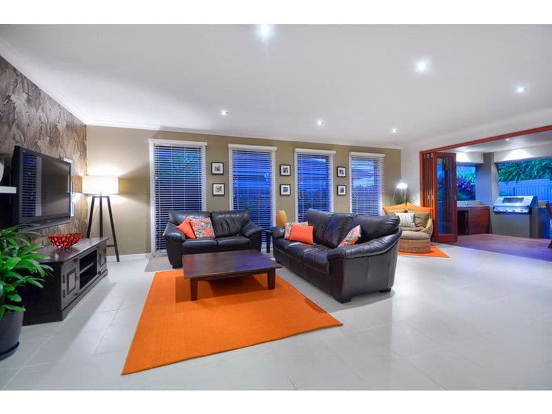 16 Paperbark Place, WAKERLEY QLD 4154, Wakerley - Thumbnail 2